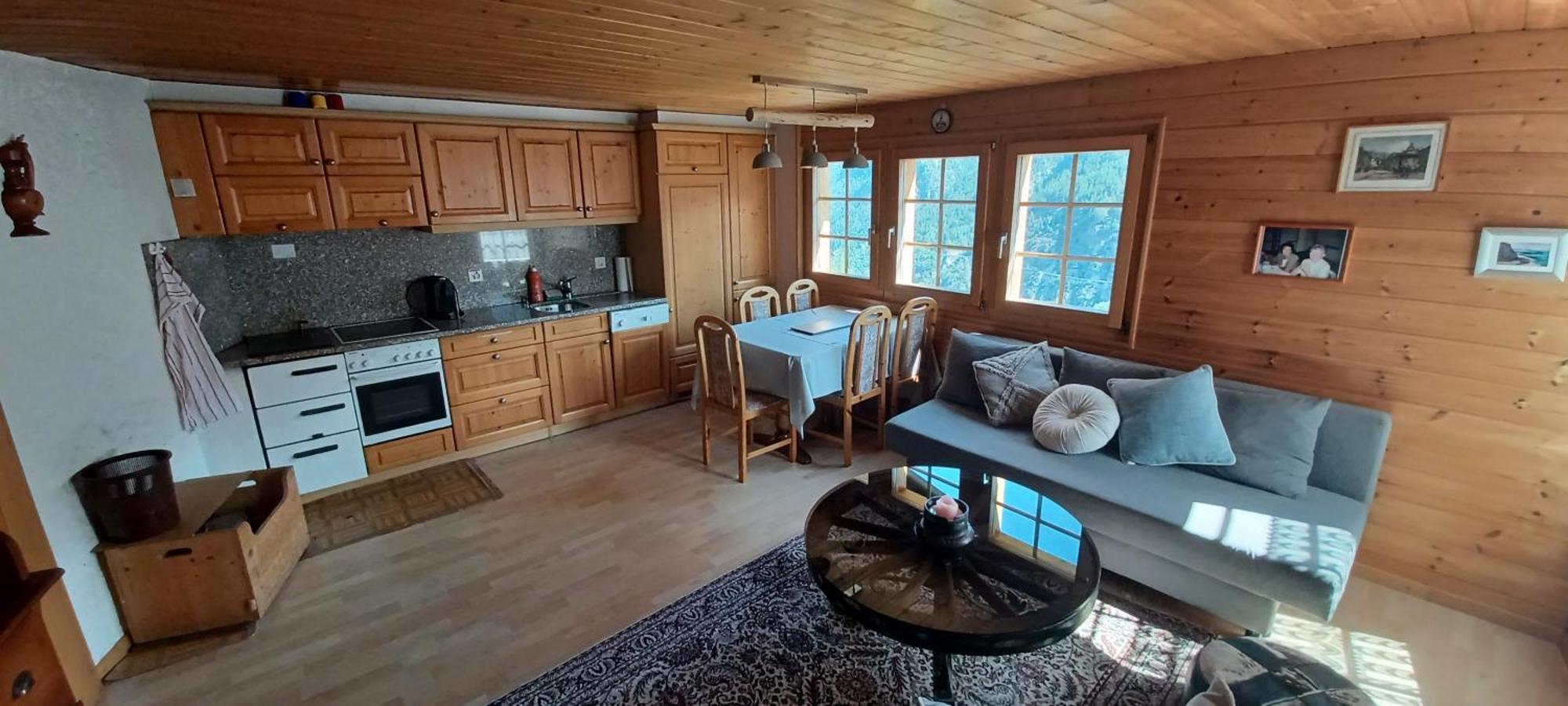 3 Pieces De Caractere Chalet