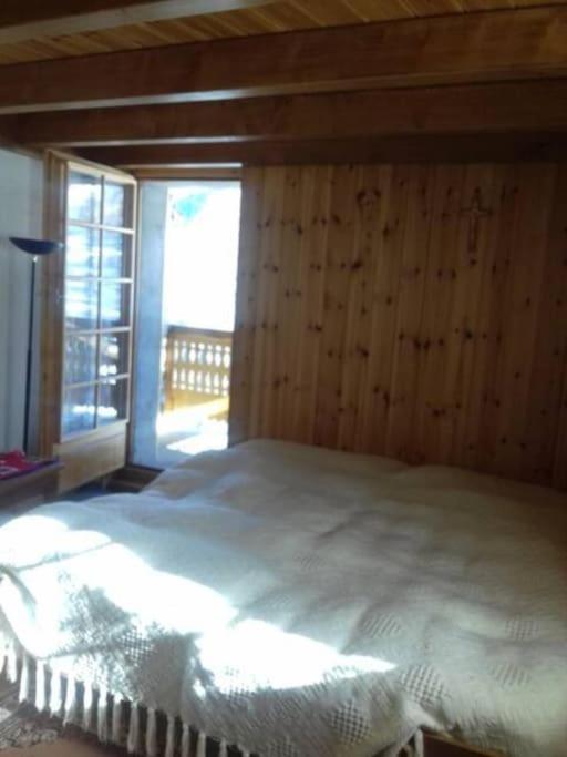 3 Pieces De Caractere Chalet